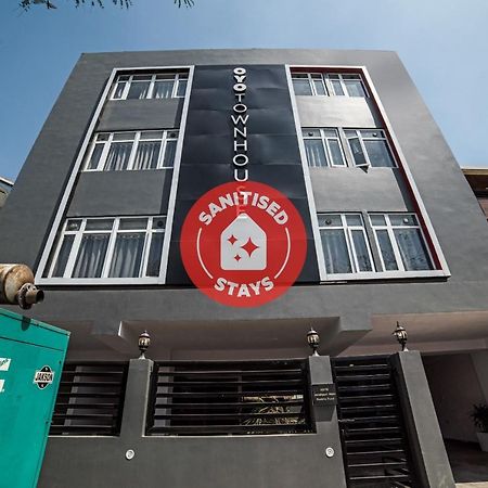 ホテルOyo Townhouse 086 Pankha Road ニューデリー エクステリア 写真