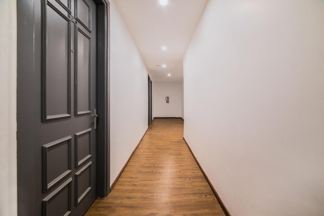 ホテルOyo Townhouse 086 Pankha Road ニューデリー エクステリア 写真